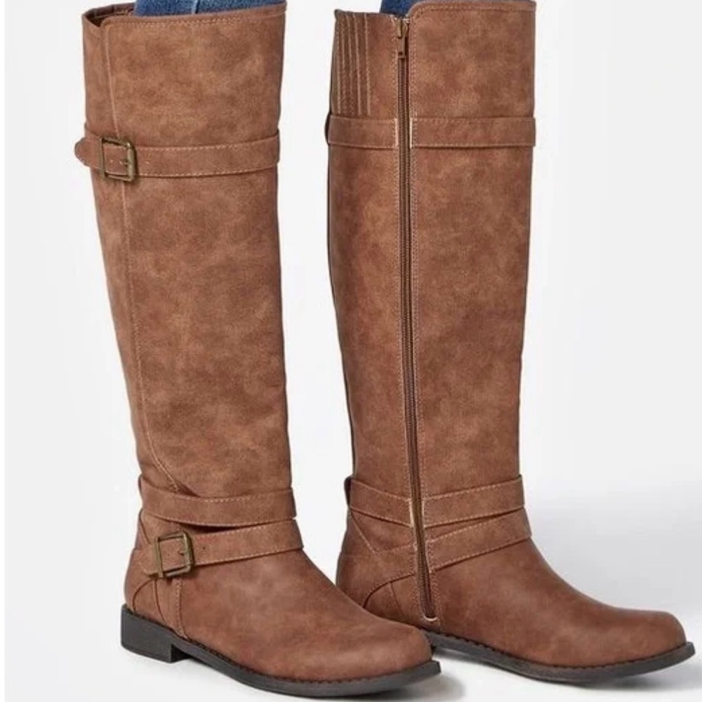 NWOT JustFab Ride Around Faux Leather Boot  SZ 9